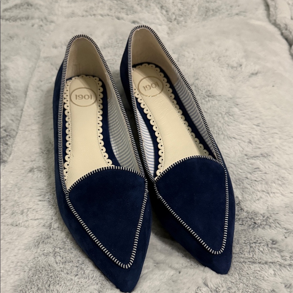 1901 Women's Dark Blue Loafers